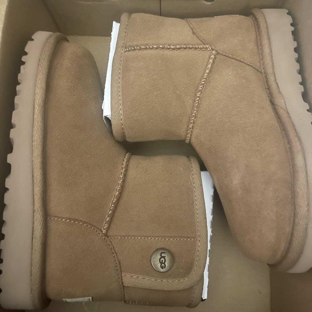Toddler UGGS